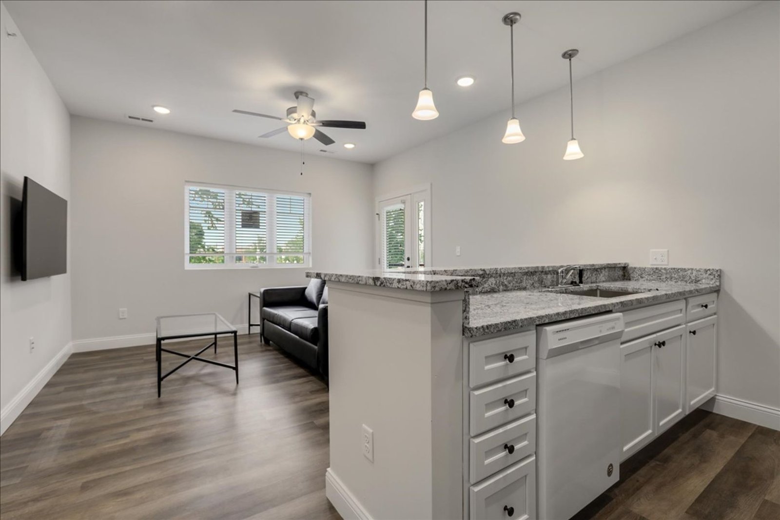 The Balcony at 314 State Street — apartment listing photo 3