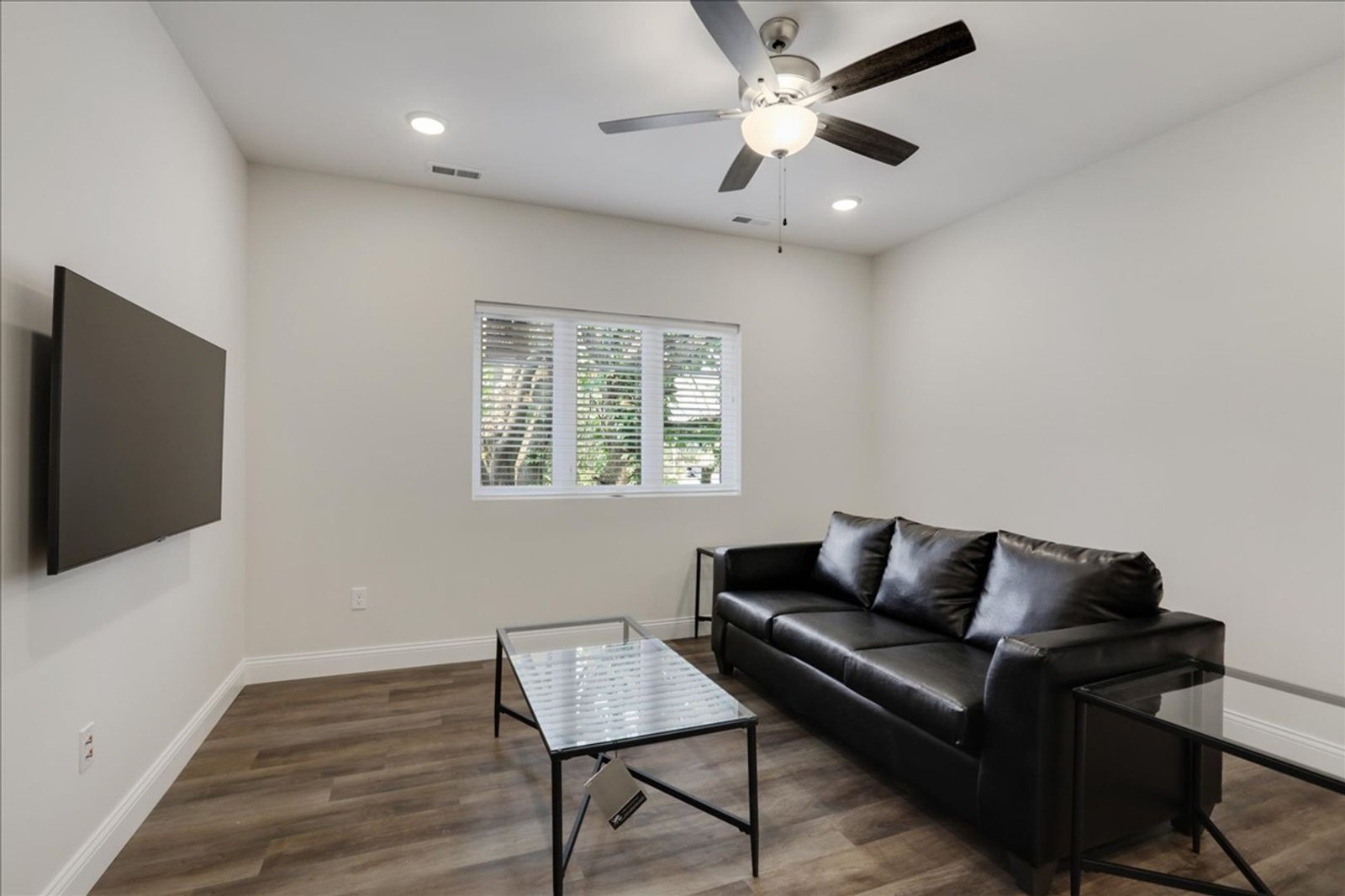 Chateau Suite at 318 State Street — apartment listing photo 7