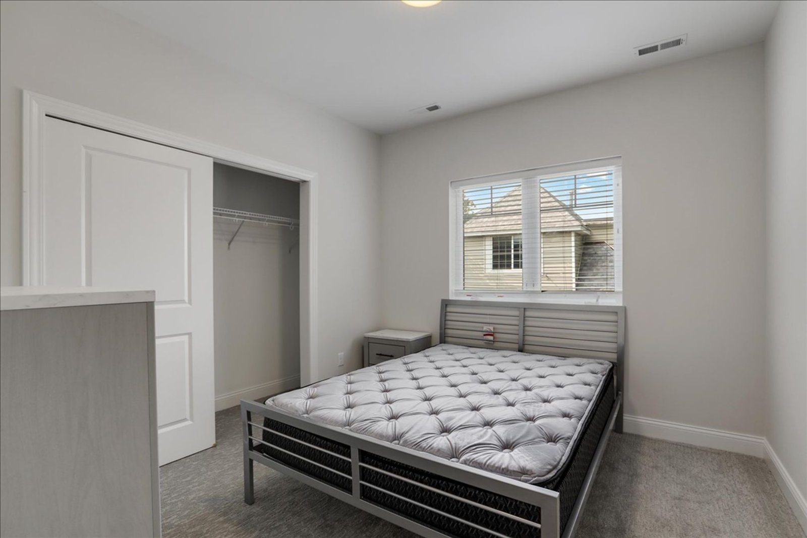 Chateau Suite at 318 State Street — apartment listing photo 9